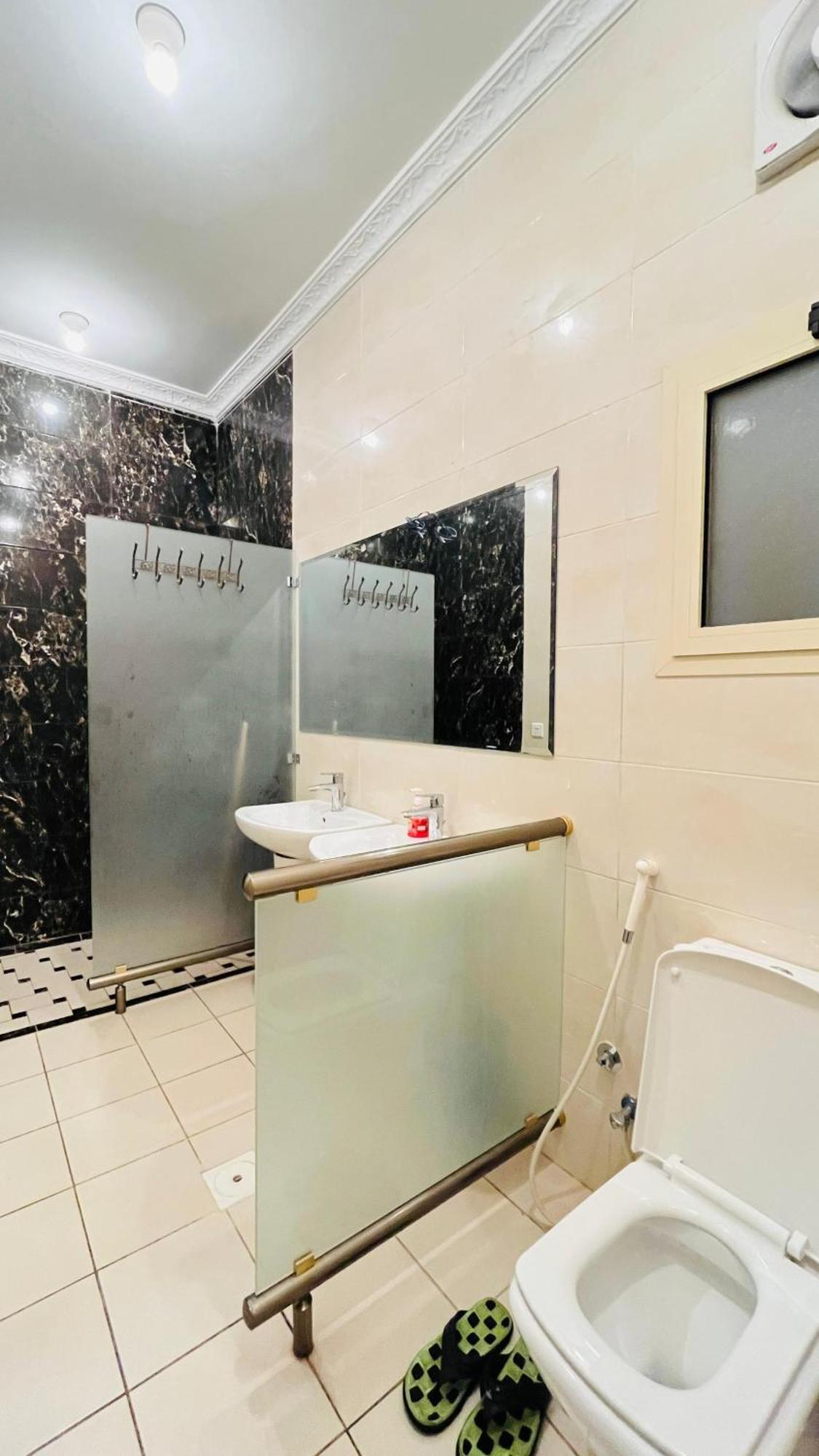 Al-farooq Apartemen Medina